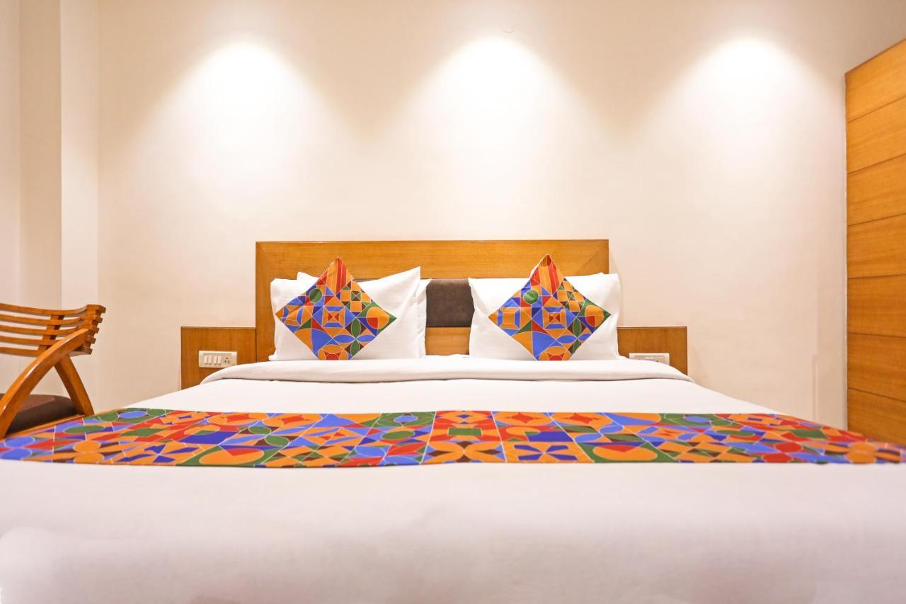 Hotel Fortuner Karol Bagh Just 1 Km From New Delhi Railway Station Buitenkant foto